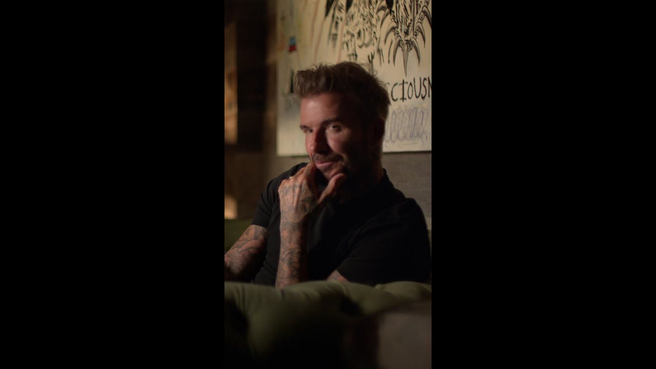 Descubres que serás padre antes del partido más importante de tu vida. ¡BOOM! #Beckham