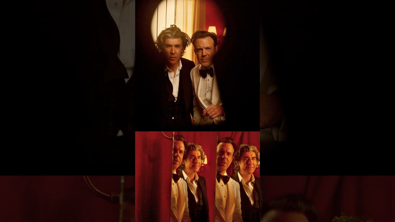 Jason Sudeikis y James Lance en los 75º Emmy #Shorts