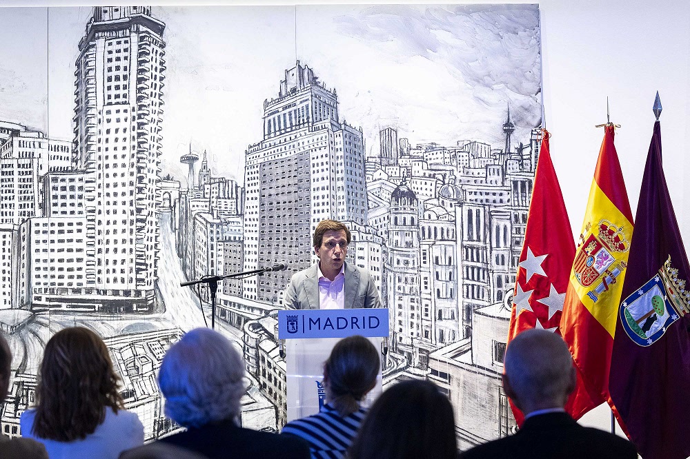 Javier de Juan transforma la Sala Sur del Conde Duque con un proyecto exclusivo