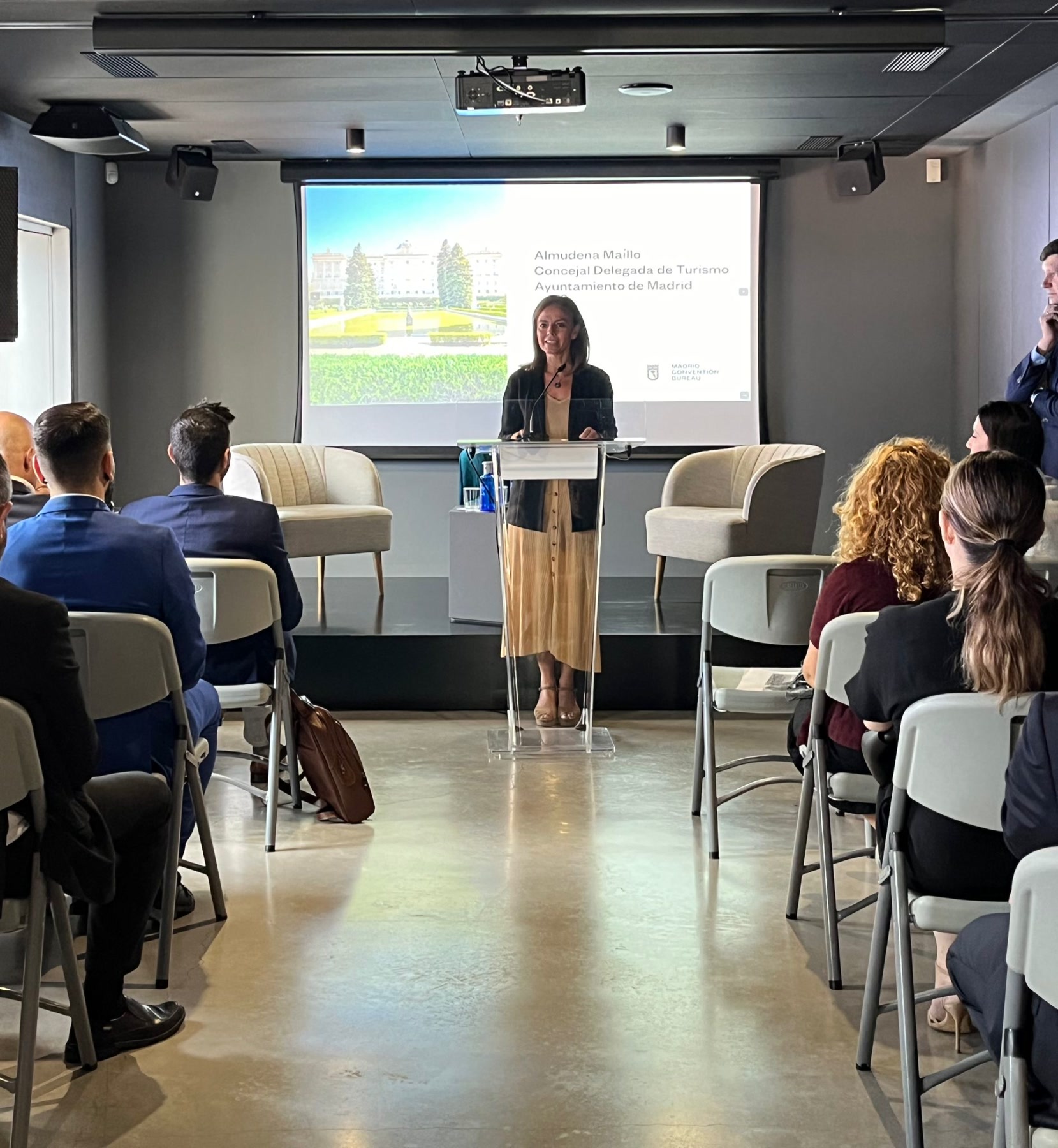 Maíllo destaca que el apoyo hotelero es esencial para mantener a Madrid como líder en turismo de congresos