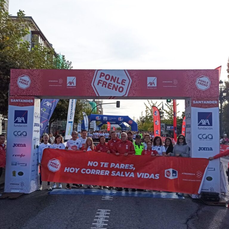 Más de 1000 corredores participan en la Carrera de Ponle Freno en Santander, estableciendo un nuevo récord de recaudación y solidaridad por las víctimas de tráfico