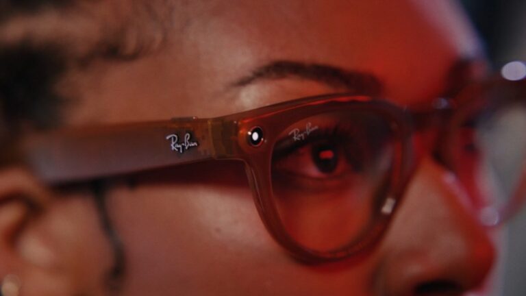 Ray-Ban y Meta presentan nuevas funciones de IA en sus gafas inteligentes