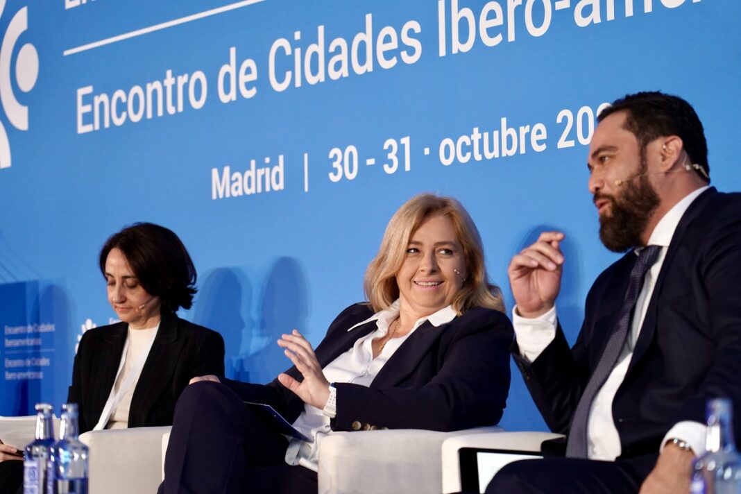 La vicealcaldesa, Inma Sanz durante su intervención en el panel de Seguridad de de UCCI