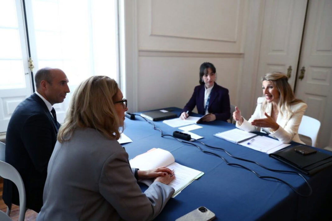 La vicepresidenta segunda y ministra de Trabajo y Economía Social, Yolanda Díaz, y su homóloga portuguesa, Rosário Palma