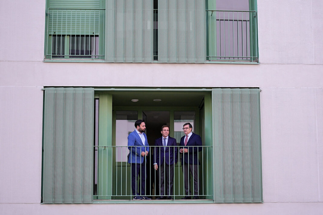 Visita a la promoción de viviendas NSA 14 de EMVS Madrid