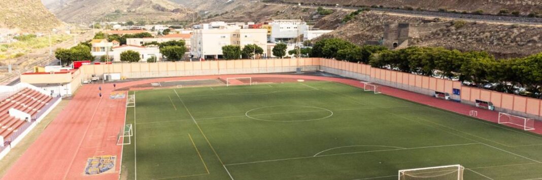 Imagen de El Cabildo facilita la movilidad terrestre de los equipos de fútbol base de La Gomera 