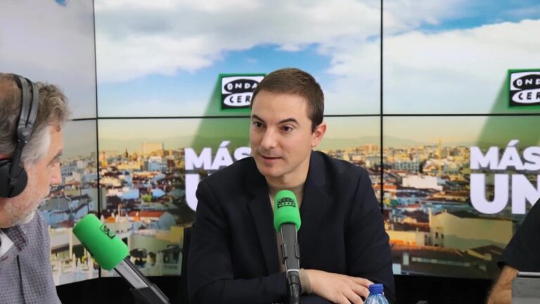 Juan Lobato aclara rumores sobre su sustitución en ‘Más de uno’: «Hablé con el presidente y nadie me ha dicho nada»