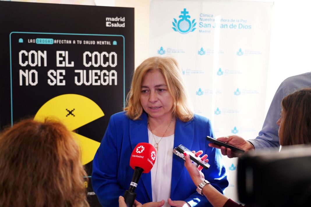 Sanz destaca la labor pionera del Centro de Patología Dual