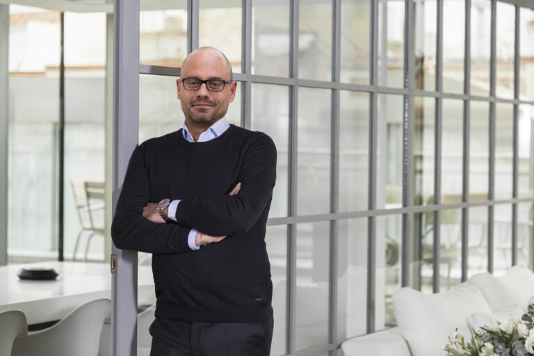 Ysios Capital impulsa la ronda Serie B de 135 millones de dólares de Adcendo