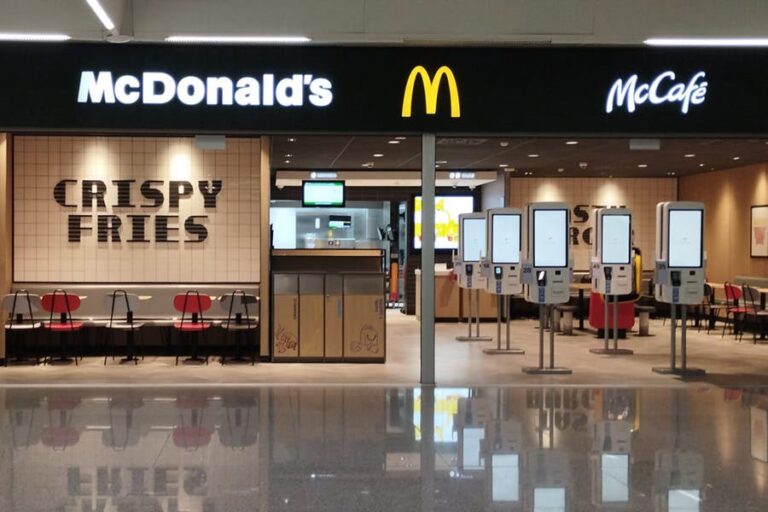 McDonald’s sorprende con la apertura de un nuevo restaurante en el Aeropuerto de Palma de Mallorca