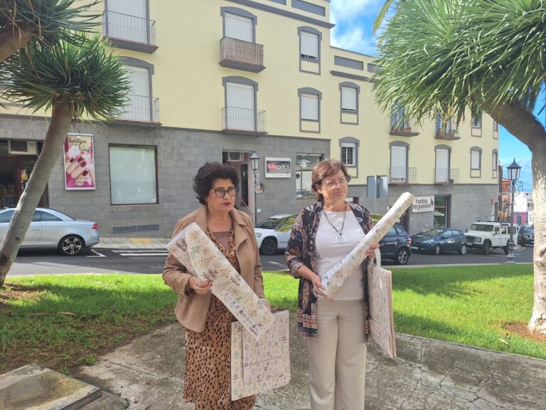 El Ayuntamiento de Tegueste apoya a comercios locales con papel de regalo y bolsas personalizadas en la campaña navideña