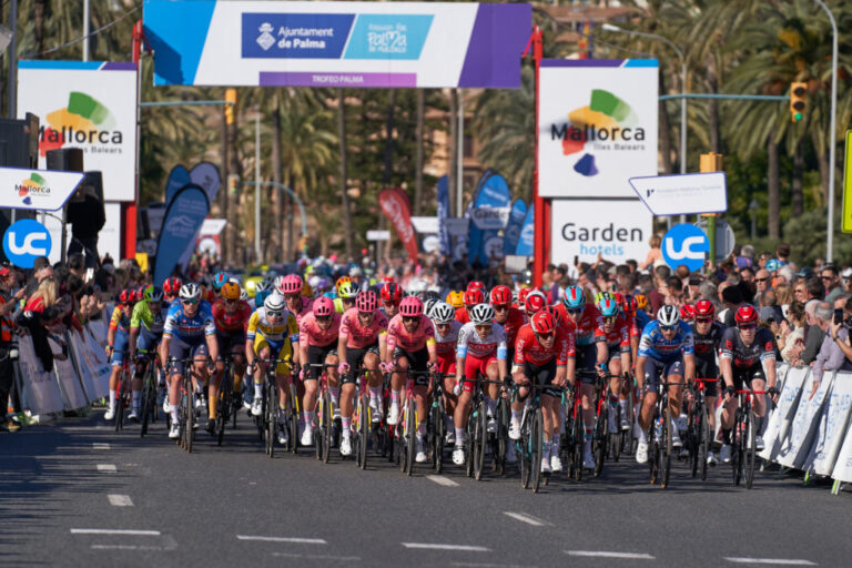 Cortes de tráfico y desvío de autobuses por la Challenge Ciclista este domingo