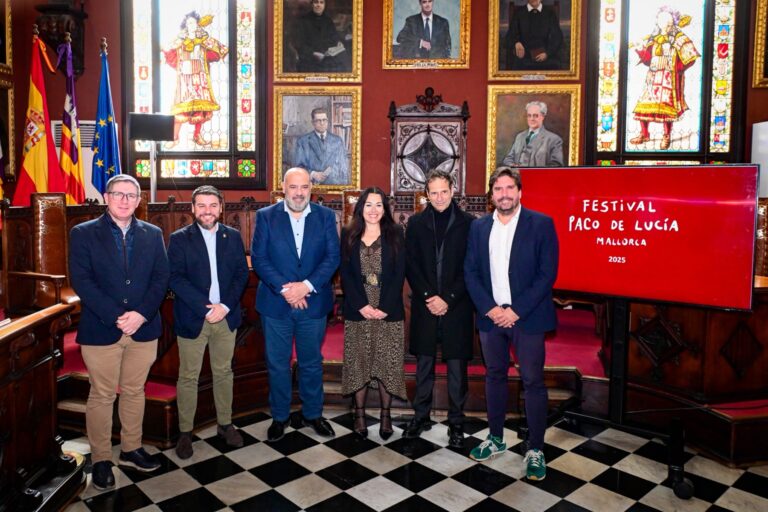 El alcalde presenta la nueva edición del Festival Paco de Lucía en Cort