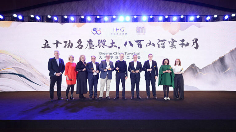 IHG Hotels & Resorts celebra 50 años en China y cuenta con más de 800 hoteles abiertos en la región