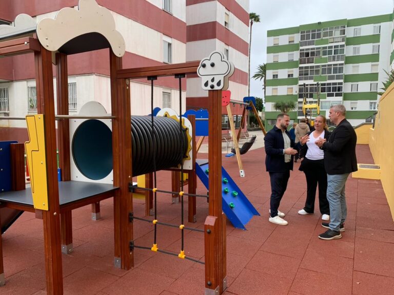 La Laguna renueva el parque infantil de La Verdellada con juegos inclusivos para todos los niños