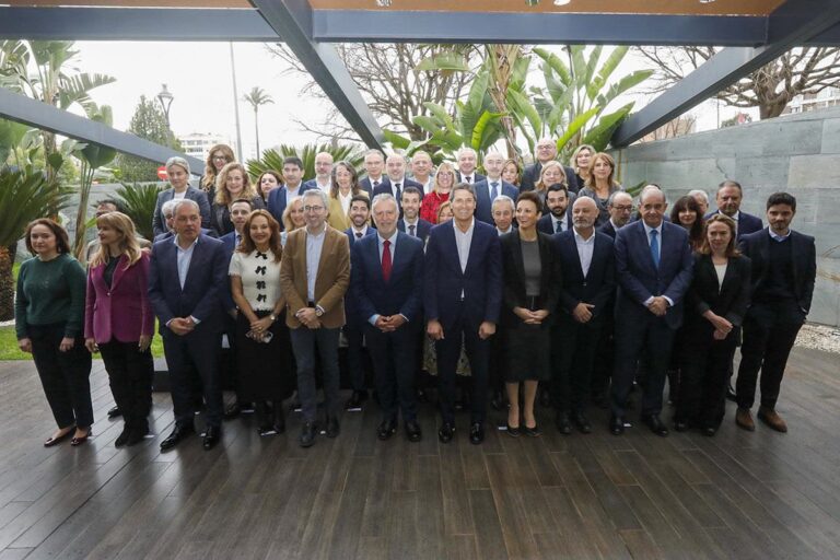 Foto de familia de la CICAPE