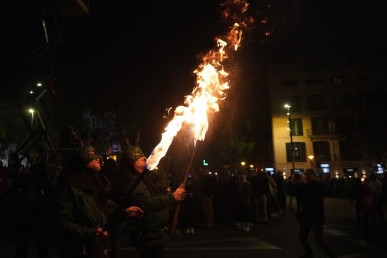 Aprobada la Contratación de Pirotecnia para Festividades 2025-2027