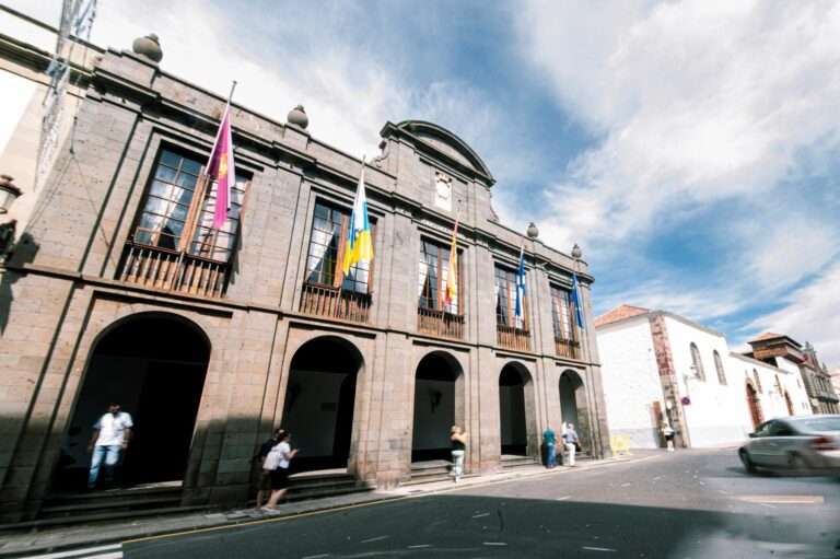 Ayuntamiento de La Laguna impulsa ayudas al alquiler para familias vulnerables