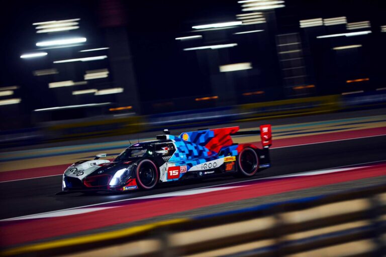 BMW M Hybrid V8 Brilla en Qatar: Cuarta y Séptima Posición en la FIA WEC