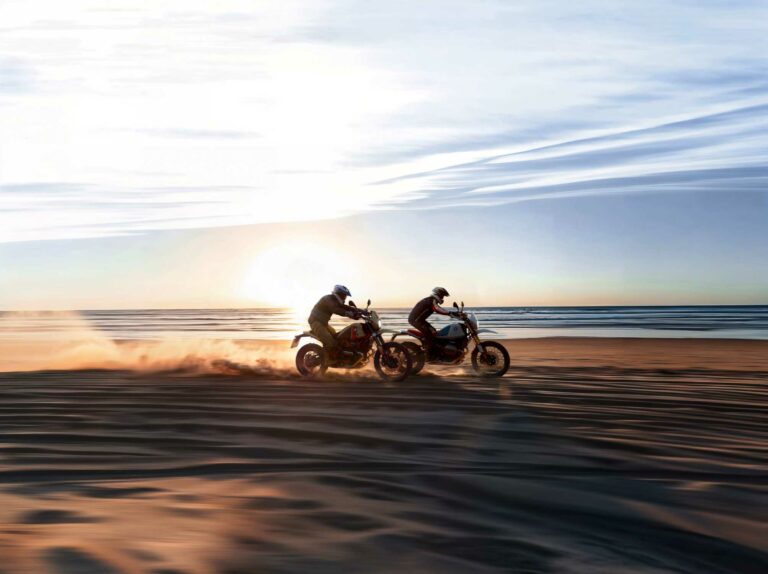 Descubre la BMW R 12 G/S: La Enduro Clásica Rediseñada para Aventuras