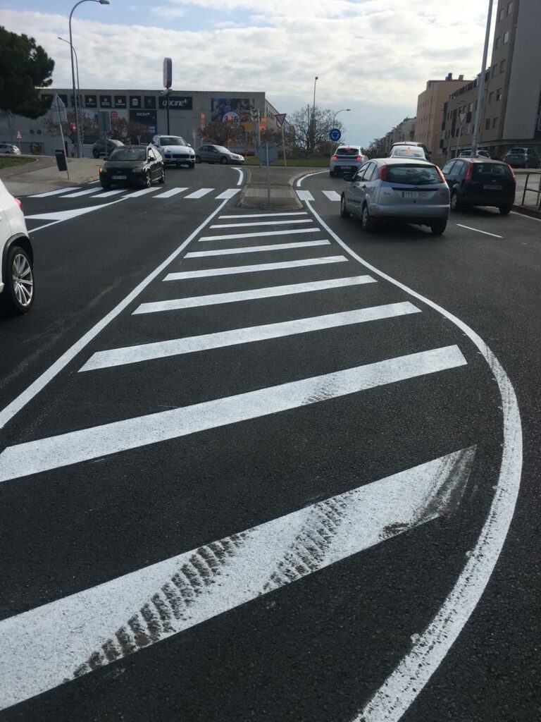 Finalizan las obras de asfaltado y pluviales en la calle Bisbe Bernat Nadal