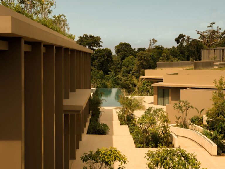 Raffles Sentosa Singapore: Luxe Villa Resort Debuts en Isla Sentosa