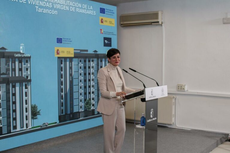 La ministra de Vivienda interviene tras visitar unas obras de rehabilitación de viviendas en Tarancón