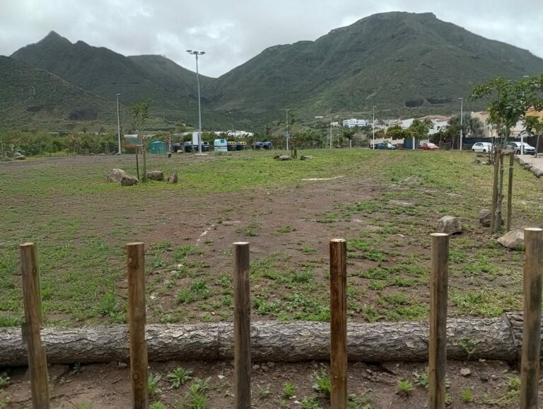 Aparcamiento Gratuito en Bajamar: Solución Provisional para Semana Santa