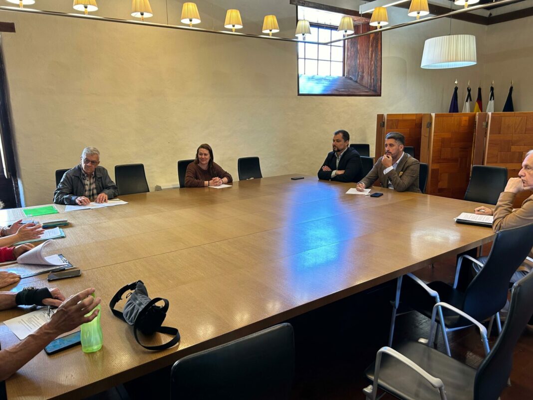 Cómo el Ayuntamiento de La Laguna Ejerce Presión Contra la