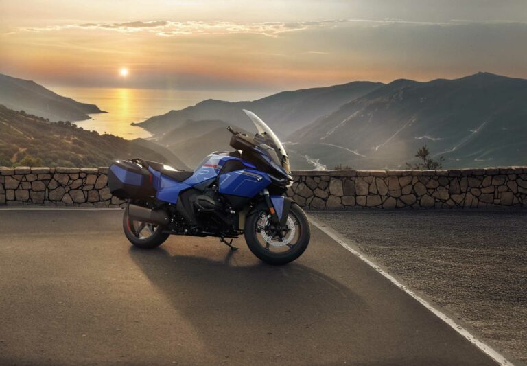 Descubre las Novedades del BMW R 1300 RT: Comodidad y Dinamismo Mejorados