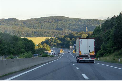 Camiones en carretera