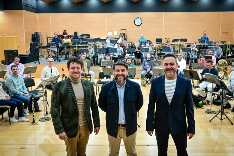 Palma da la bienvenida al nuevo director de su banda municipal: José Enrique Martínez Esteve