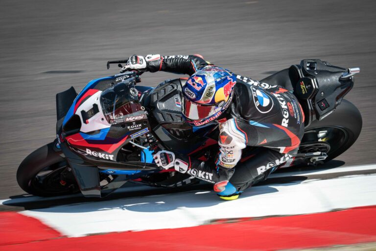 Resultados Impactantes de BMW en la Cuarta Ronda del WorldSBK 2025 en Cremona